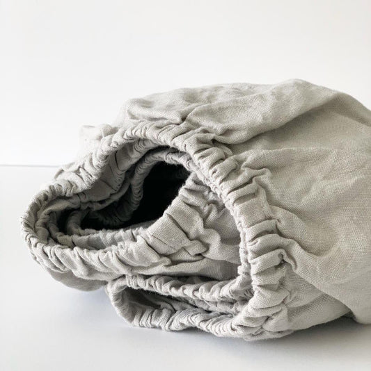 Linen Fitted Sheet In Soft Grey